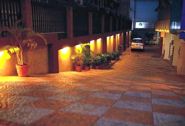 Hotel Tayas Trippapur Exterior photo